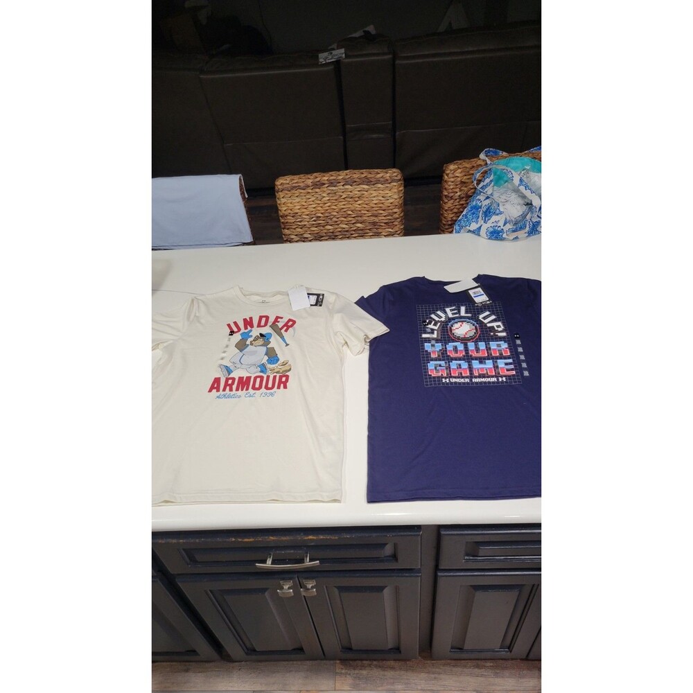 Under Armour Boys Freedom Baseball Logo T-Shirt New With Tags Size YXL Lot B19